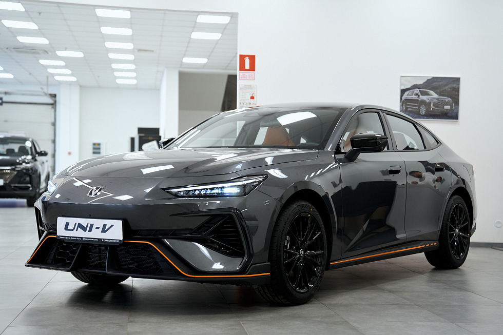 Changan UNI-V Спорт, серый