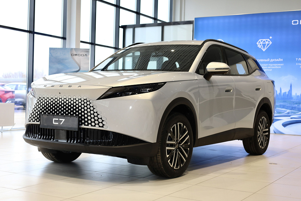 Omoda C7 , серебряный