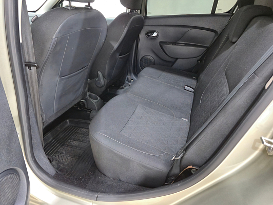 Renault Sandero, 2016 года, пробег 203270 км