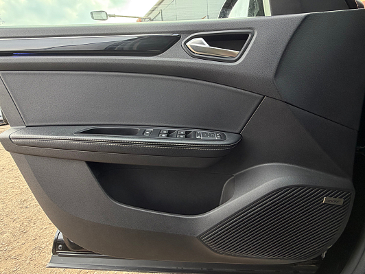 Renault Arkana Style TCe 150, 2019 года, пробег 103823 км