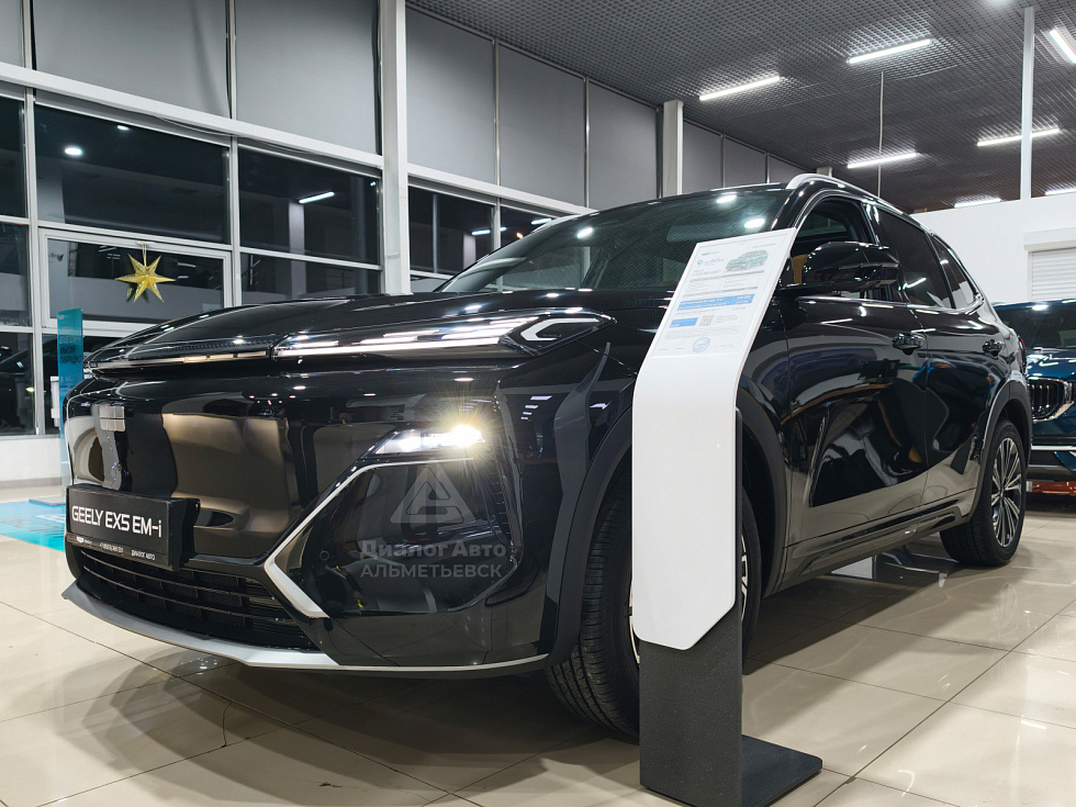 Geely EX5 Гибрид Макс EM-i, черный