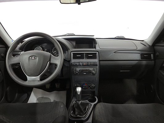 Lada (ВАЗ) Priora Standard 21702-40-050, 2017 года, пробег 93540 км