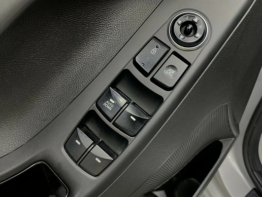 Hyundai Elantra, 2015 года, пробег 214634 км