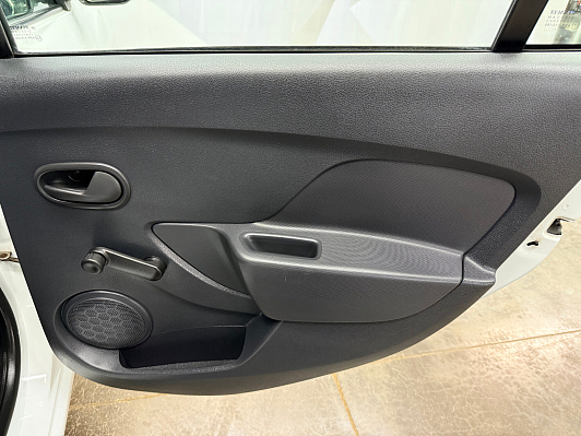 Renault Logan Drive, 2021 года, пробег 69977 км
