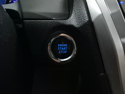 Toyota Camry Exclusive, 2017 года, пробег 131582 км