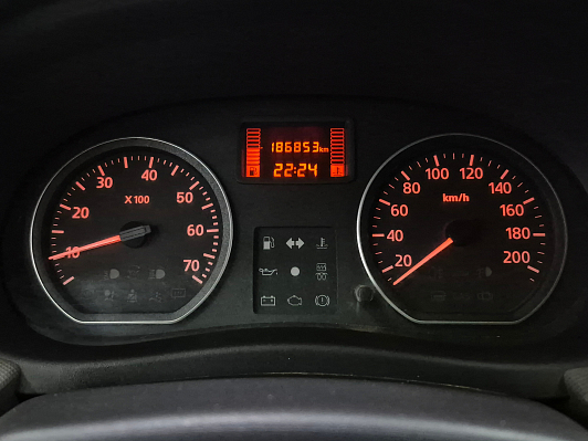 Renault Logan Expression, 2011 года, пробег 186848 км