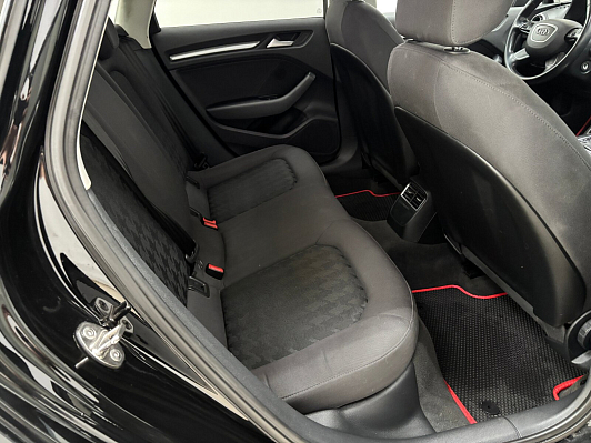 Audi A3 Attraction, 2015 года, пробег 166821 км