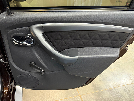 Renault Duster Dakar Edition, 2017 года, пробег 189442 км