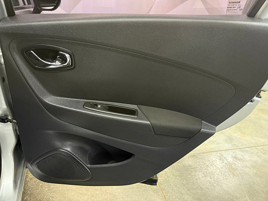Renault Kaptur Drive, 2017 года, пробег 74741 км
