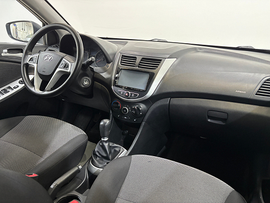 Hyundai Solaris Active, 2012 года, пробег 191547 км