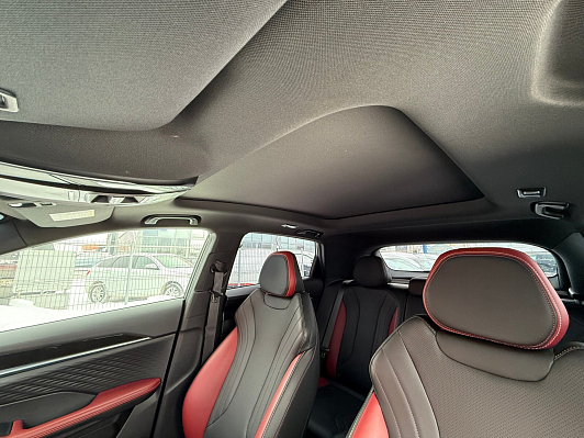 Geely Coolray, 2023 года, пробег 45342 км