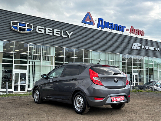 Hyundai Solaris Style, 2012 года, пробег 180403 км