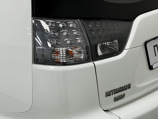Mitsubishi Outlander Instyle, 2011 года, пробег 256000 км