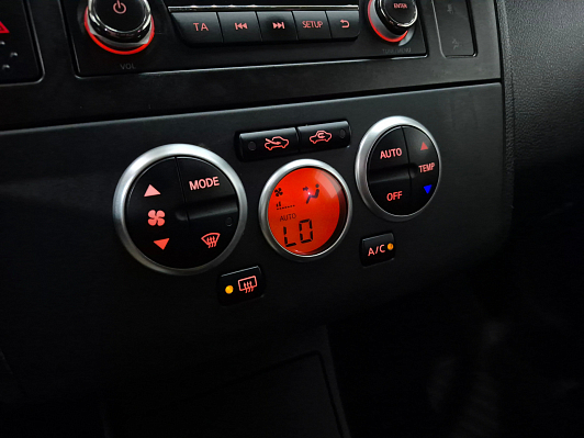 Nissan Tiida Elegance, 2013 года, пробег 160127 км