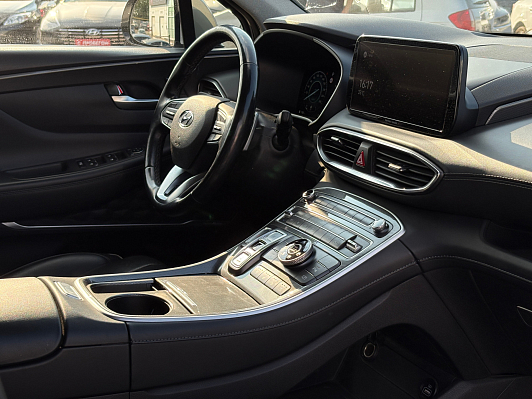 Hyundai Santa Fe Prestige 7 мест + Smart Sense, 2022 года, пробег 110600 км