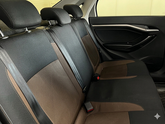 Lada (ВАЗ) Vesta Luxe, 2018 года, пробег 130000 км