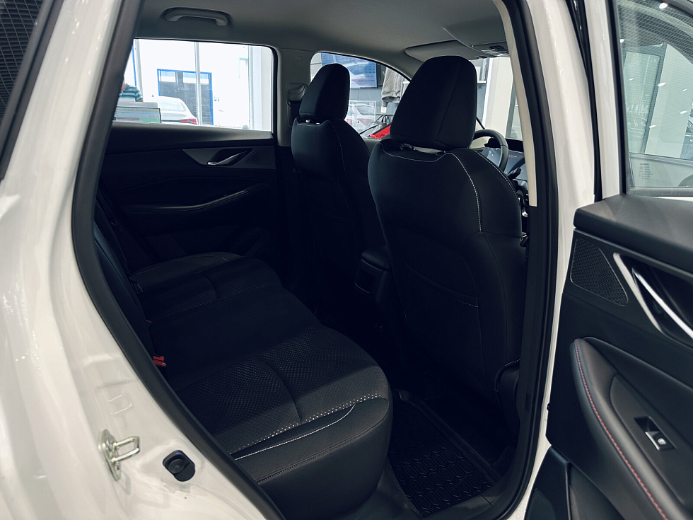 Changan CS35 Plus Комфорт, белый