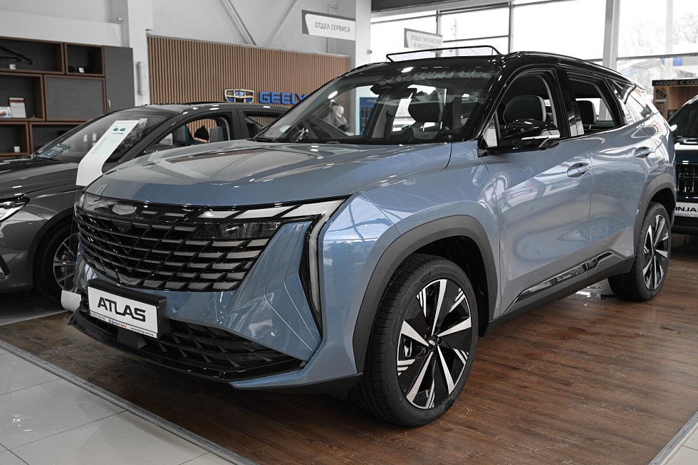 Geely Atlas Люкс, голубой
