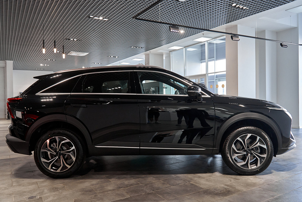 Haval F7 Премиум, черный