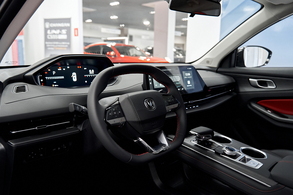 Changan UNI-S Comfort, серый