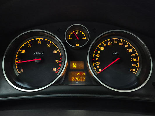 Opel Astra, 2010 года, пробег 122631 км