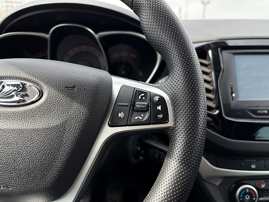 Lada (ВАЗ) Vesta Luxe, 2019 года, пробег 113000 км