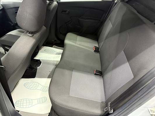 Renault Logan Life, 2019 года, пробег 39906 км