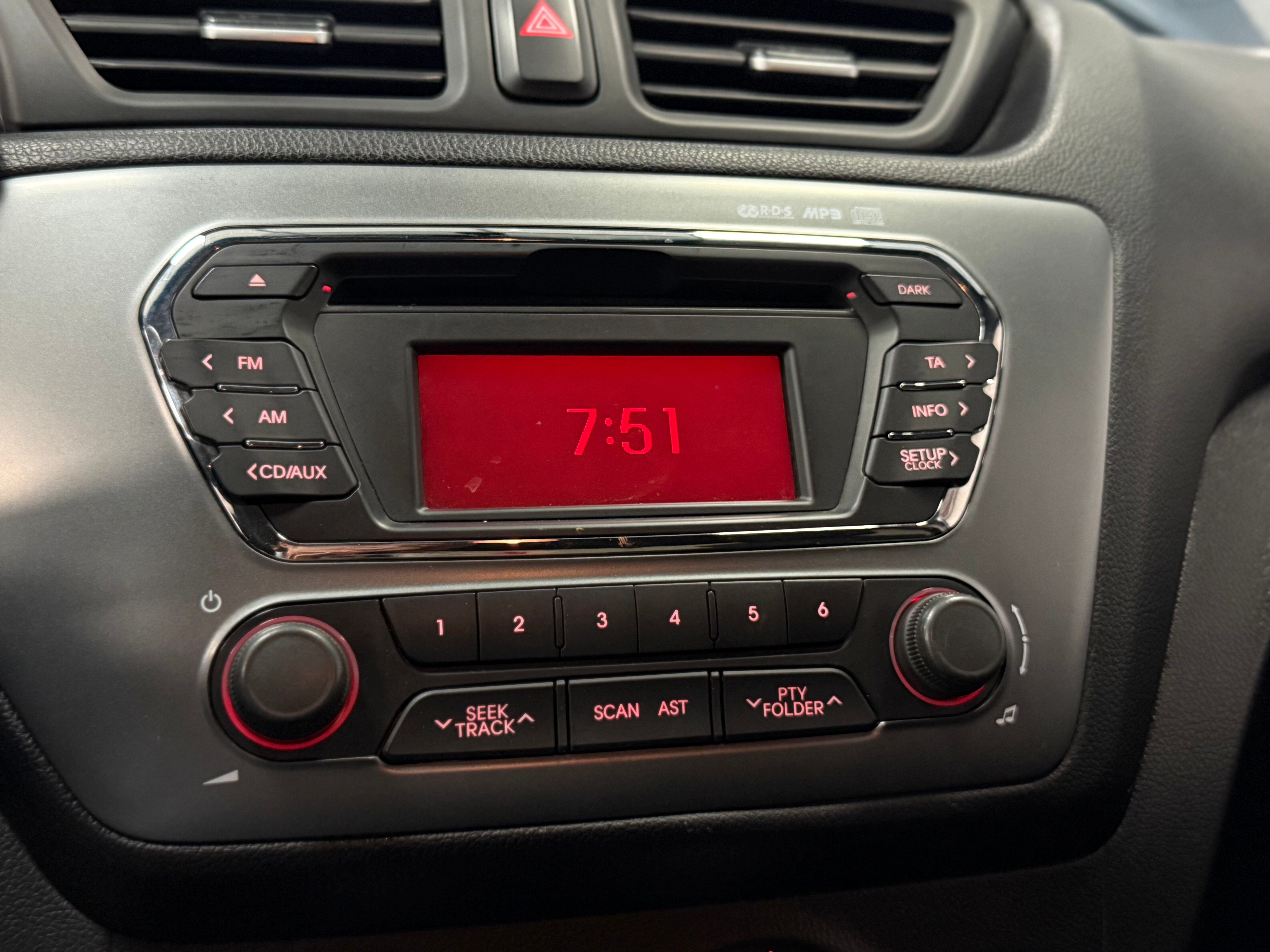 Kia Rio Luxe, 2014 года, пробег 208000 км