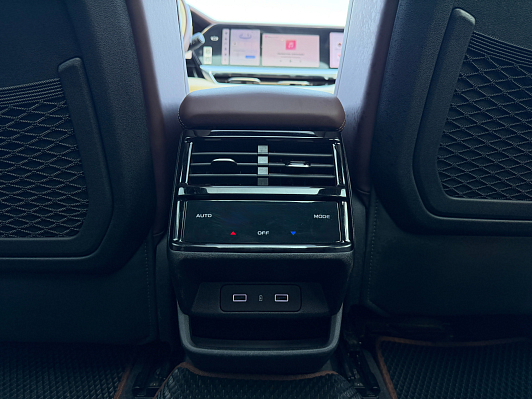 Geely Monjaro Flagship, 2024 года, пробег 38300 км