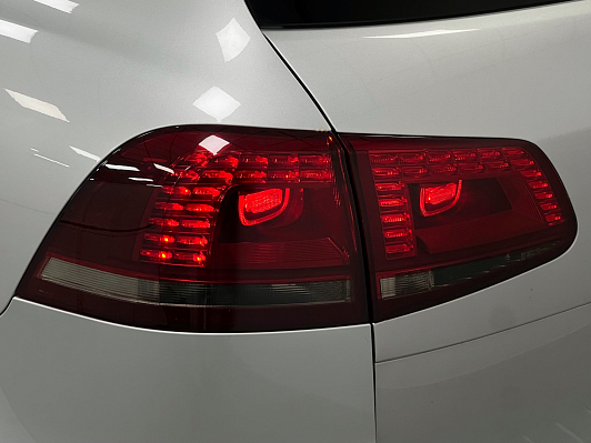 Volkswagen Touareg, 2014 года, пробег 240089 км
