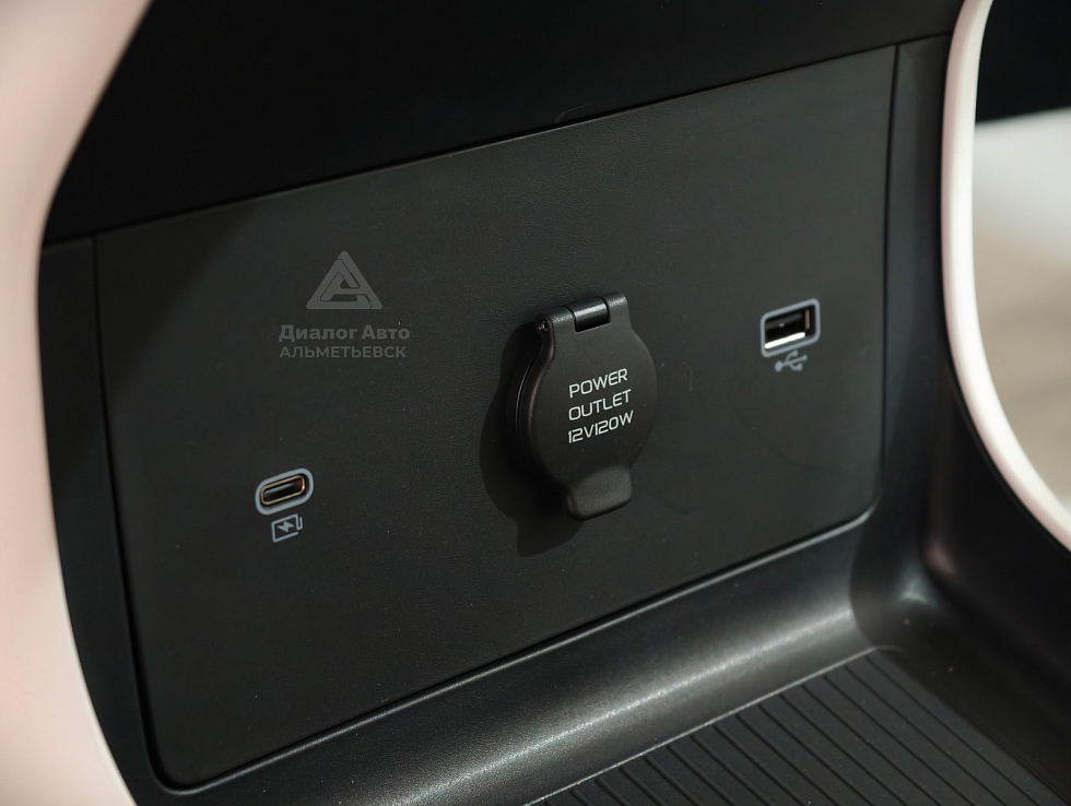 Geely EX5 Макс, серый