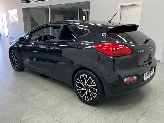 Kia Ceed Comfort, 2015 года, пробег 156000 км