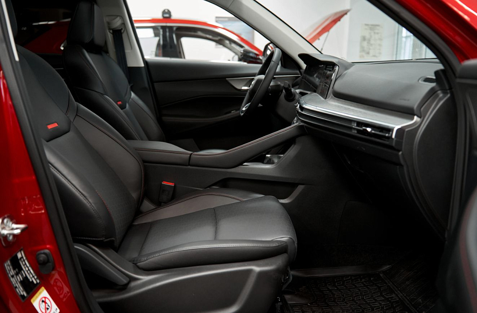 Changan CS35 Plus Техно, красный