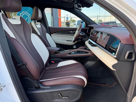 Geely Monjaro Flagship, 2024 года, пробег 38300 км