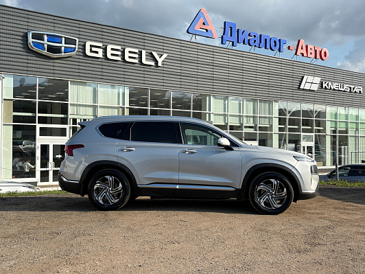 Hyundai Santa Fe Prestige 7 мест + Smart Sense, 2022 года, пробег 110600 км