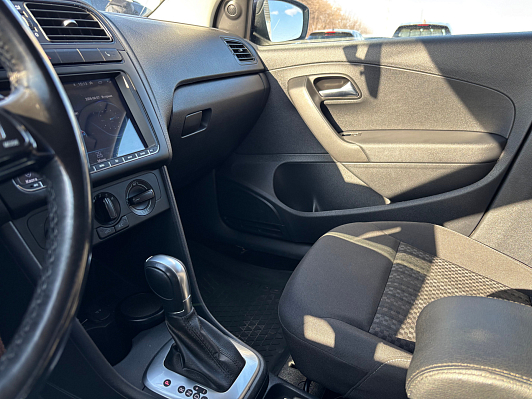 Volkswagen Polo Trendline, 2017 года, пробег 135021 км