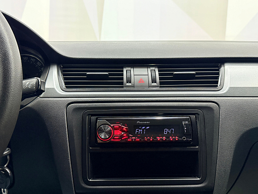 Skoda Rapid Ambition, 2016 года, пробег 50028 км