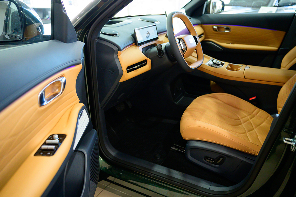 Geely EX5 Гибрид Макс EM-i, зеленый