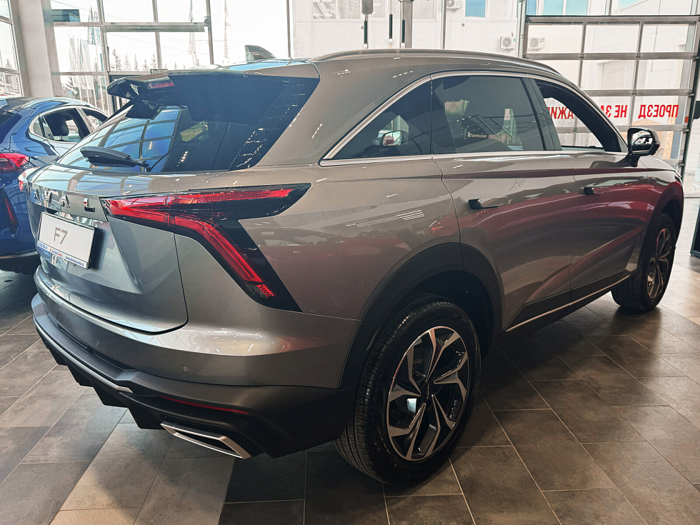 Haval F7 Премиум, черный