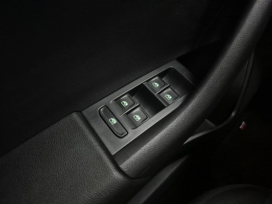Skoda Rapid Hockey Edition Active, 2018 года, пробег 128877 км
