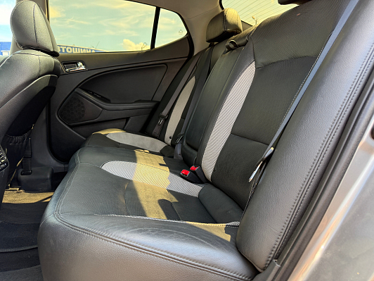 Kia Optima, 2011 года, пробег 189600 км