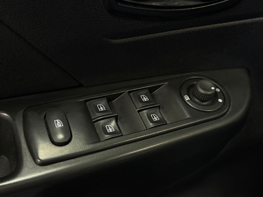 Renault Kaptur Drive, 2018 года, пробег 201000 км