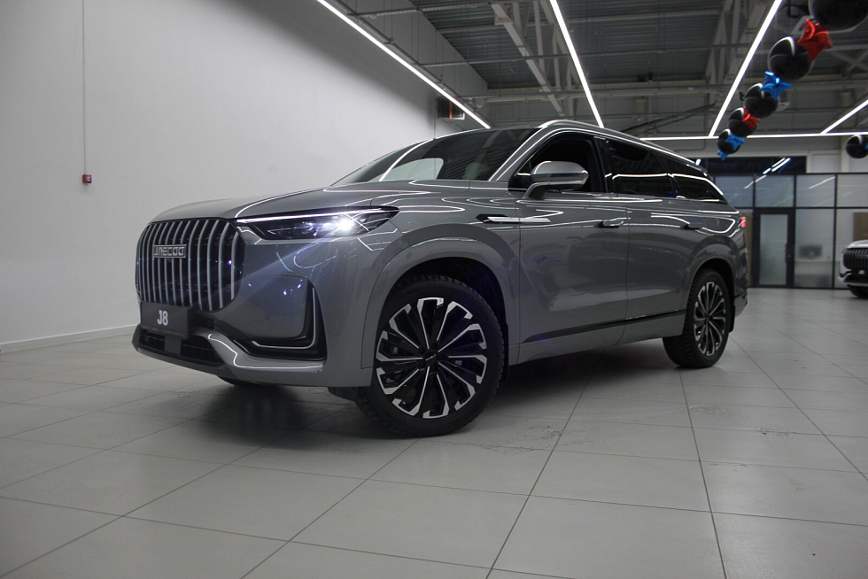 Jaecoo J8 Престиж, серебряный