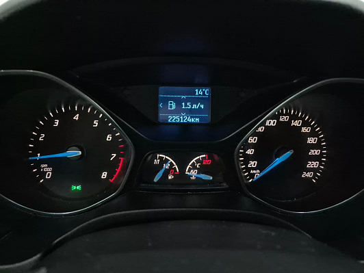 Ford Focus Trend, 2015 года, пробег 225123 км