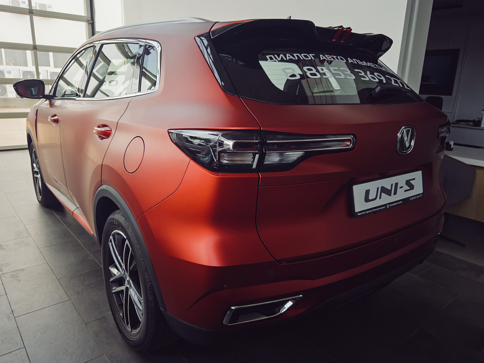 Changan UNI-S (CS55 Plus) Техно, красный