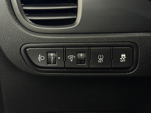 Kia Rio Лига Европы, 2020 года, пробег 105728 км