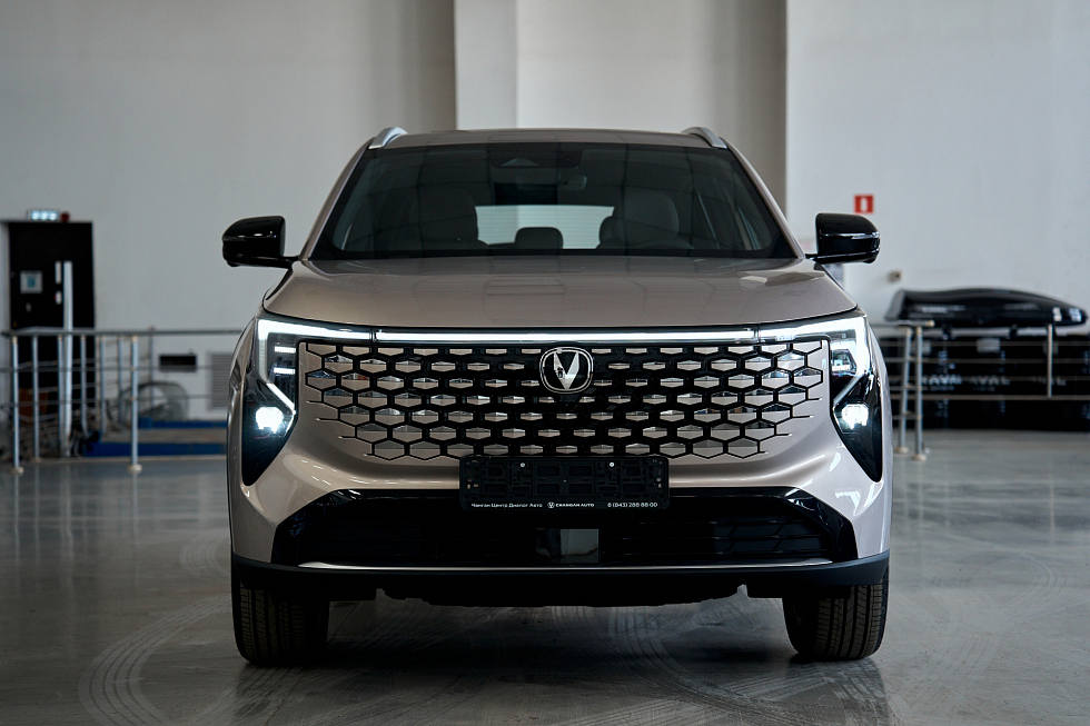 Changan UNI-S Техно, золотой