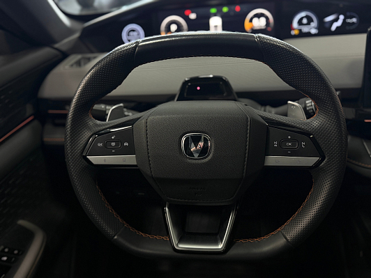 Changan UNI-V Комфорт, 2023 года, пробег 43500 км