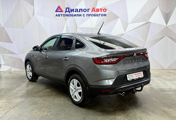 Renault Arkana Life, 2019 года, пробег 61110 км