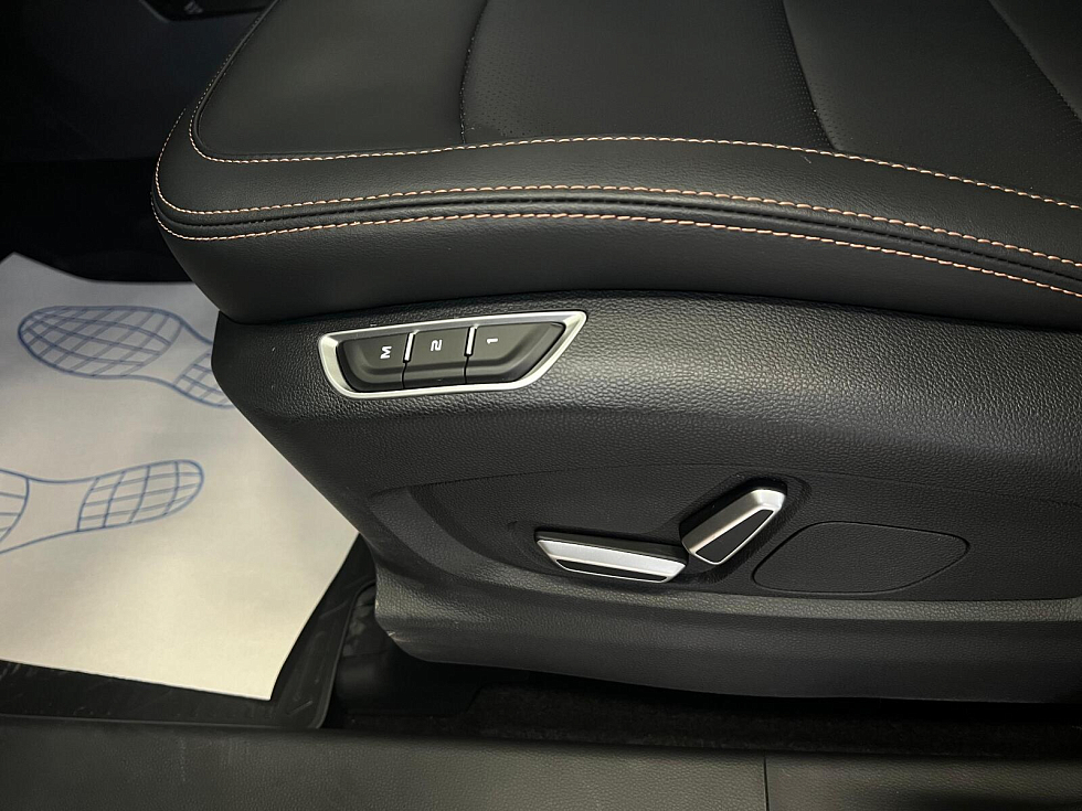 Geely Okavango Флагман, синий